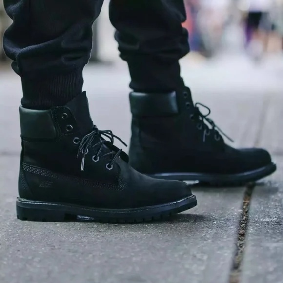 Timberland 6" Waterproof Premium Boots (worn twice) - Picture 4 of 14